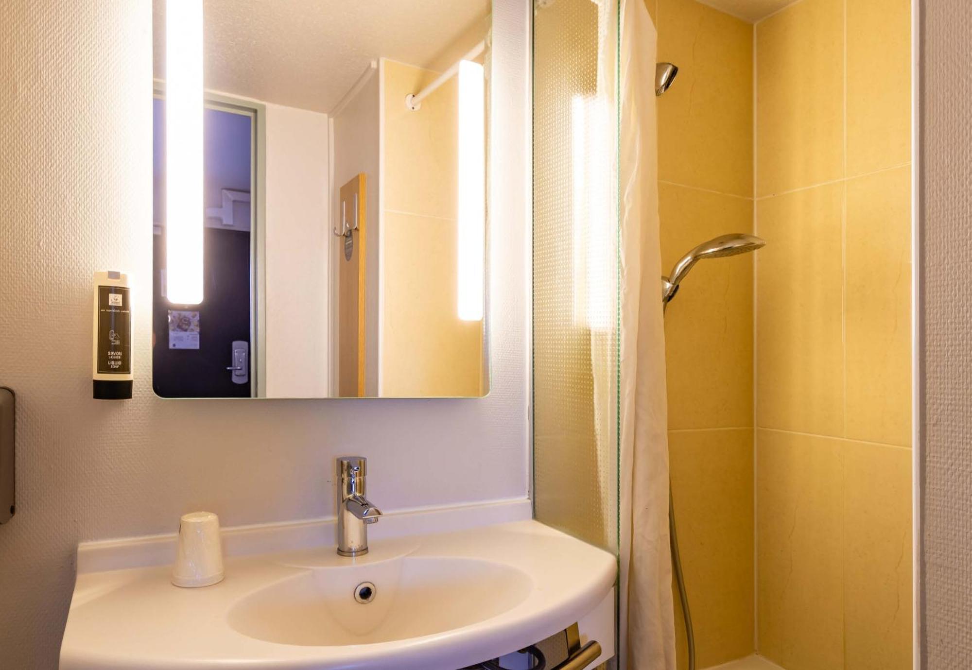 B&B Hotel Valence Nord Bourg-les-Valence Bagian luar foto